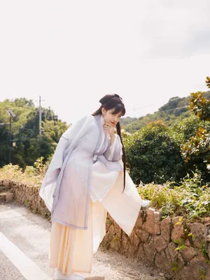 赖美云古风山水意境写真图片_5
