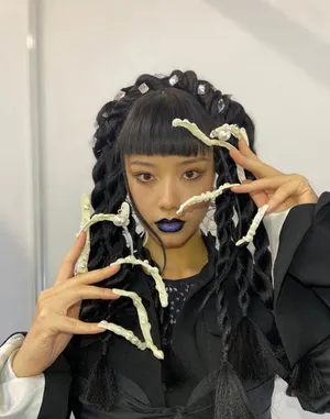 妖艳女神朱婧汐优雅性感写真_6