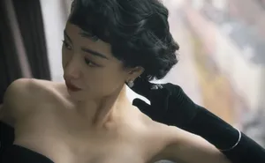 李梦裹胸礼服复古风妩媚性感写真_2