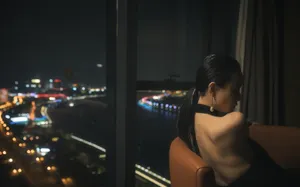 李梦裹胸礼服复古风妩媚性感写真_6