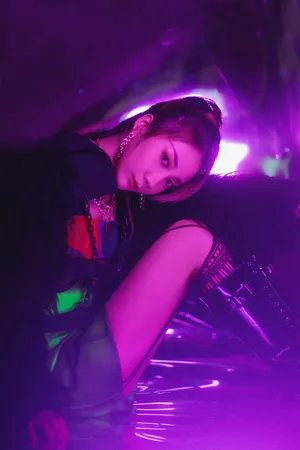 女明星乃万酷酷的写真_2