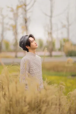 陈宥维芦苇荡温暖治愈大片写真图片_2