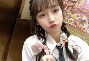 清纯美女宋昕冉自拍照写真_6