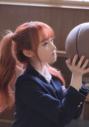 宋昕冉美腿丝袜性感制服写真_2
