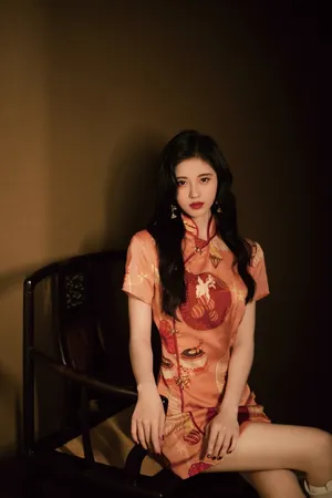 性感美女明星鞠婧祎旗袍优雅写真