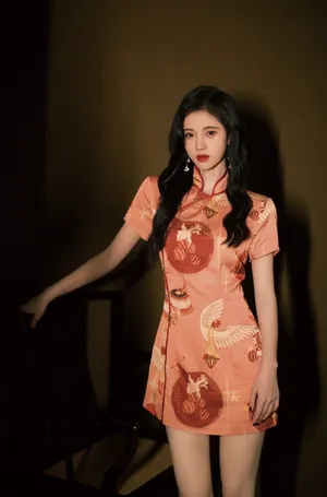 性感美女明星鞠婧祎旗袍优雅写真_4