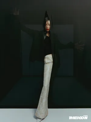 李斯丹妮THEICON装偶像十二月刊封面写真_3