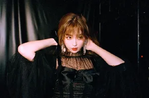 性感美女明星虞书欣黑丝长裙写真图片_10