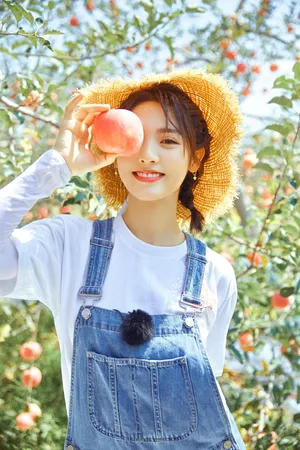 清纯美女邢菲耀眼写真图片_2