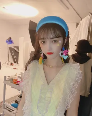 清纯美女明星宋昕冉优雅写真_4
