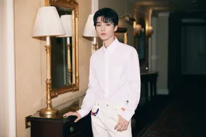 王俊凯复古油画大片写真图片_3