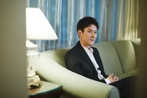 冯绍峰迪奥二零二一秋季男装帅气图片_2