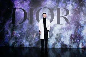 帅哥明星黄轩最新迪奥活动照图片_4
