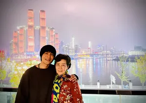 陈坤宽松卫衣休闲帅气自拍照图片_4