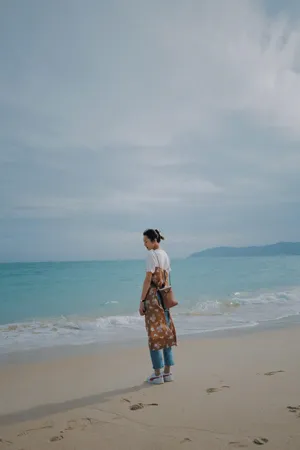 刘雯碎花长裙时尚文艺美照图片_7