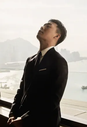 《一秒钟》电影主演张译帅照图片_4