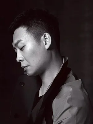 《一秒钟》电影主演张译帅照图片_7
