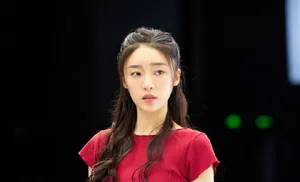 性感美女明星张月写真图片_3