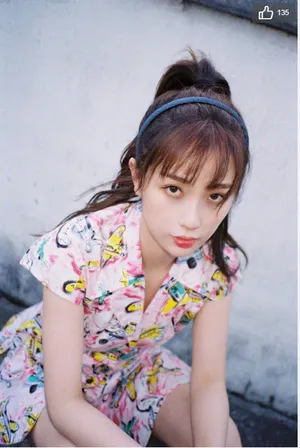 性感美女虞书欣妩媚撩人写真_2