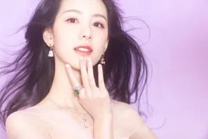 陈都灵紫色礼服唯美性感写真图片_3