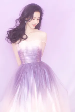 陈都灵紫色礼服唯美性感写真图片_6