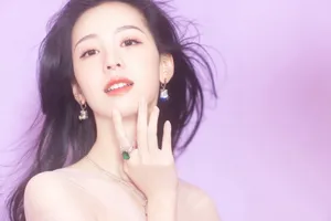 陈都灵紫色礼服唯美性感写真图片_9