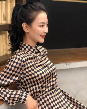 性感美女张净桐妩媚撩人写真_5