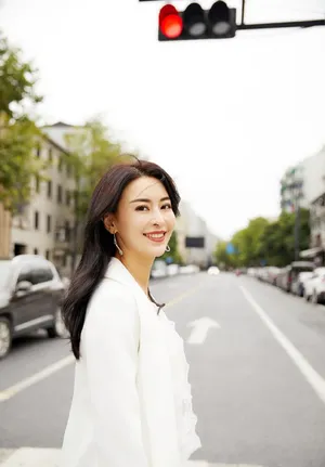 性感美女明星张净桐妩媚写真_4