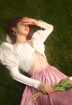 性感美女周麟嘉妩媚迷人写真_8