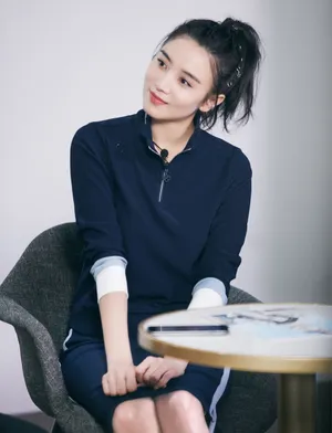 宋佳高马尾清爽利落写真图片_1