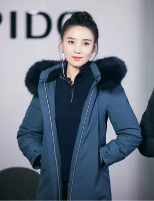 宋佳高马尾清爽利落写真图片_3