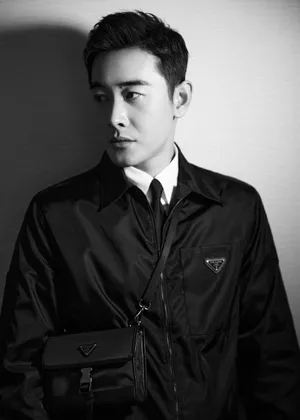 罗晋黑色外套帅气写真图片_8
