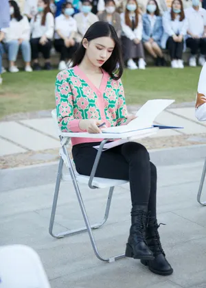 时尚性感女星林允活动现场图片_1