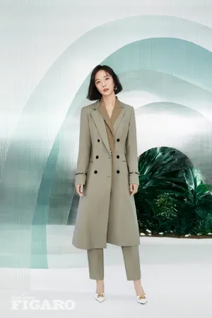 王珞丹恬静优雅时尚杂志写真图片_3