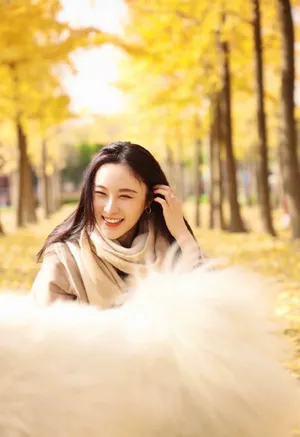 刘丁菡清新甜美写真图片_4