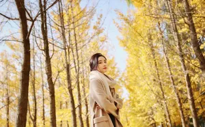 刘丁菡清新甜美写真图片_6