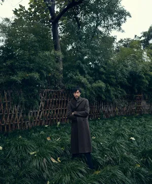 张鲁一古镇休闲优雅写真图片_4