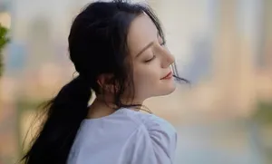 性感美女明星迪丽热巴妩媚优雅写真图片_3
