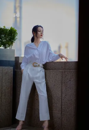 性感美女明星迪丽热巴妩媚优雅写真图片_6