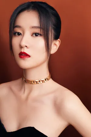 乔欣黑丝抹胸裙性感写真图片_8