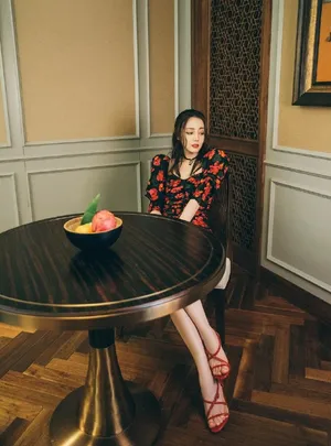 性感美女明星迪丽热巴火辣写真_7