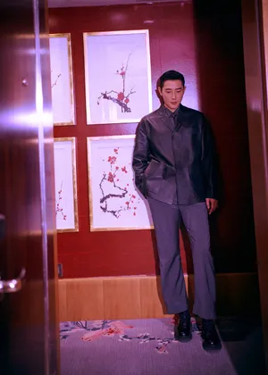 罗晋优雅绅士感光影写真图片_7