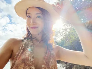 性感美女许婧旅游优雅写真_2