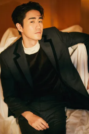 杨玏夜色传声写真图片