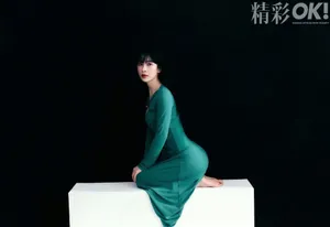 赵樱子简约风内页大片写真图片