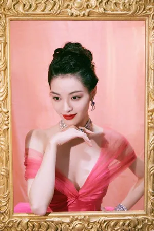 性感美女钟楚曦妩媚优雅写真_4