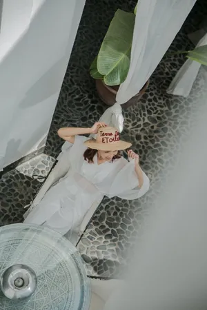 性感美女许婧一袭白裙透视写真_5