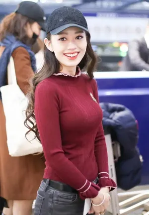 性感美女吉娜优雅火爆身材写真_4