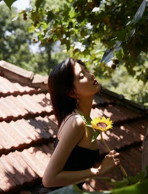乔欣蕾丝透视性感写真_5