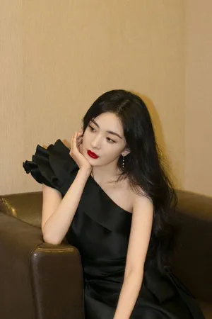 性感美女明星杨幂优雅写真_8